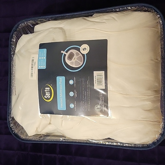 Heated White Quilted Mattress Pad with Controller New - Picture 6 of 15
